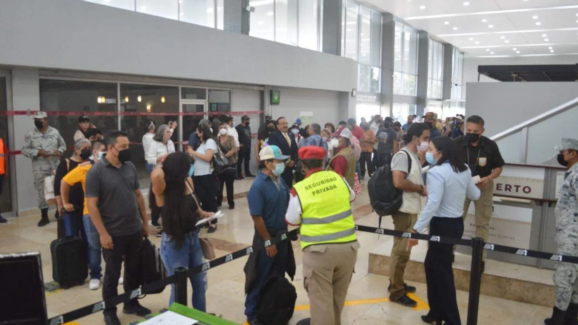 Viajes a NLD se triplican en aeropuerto